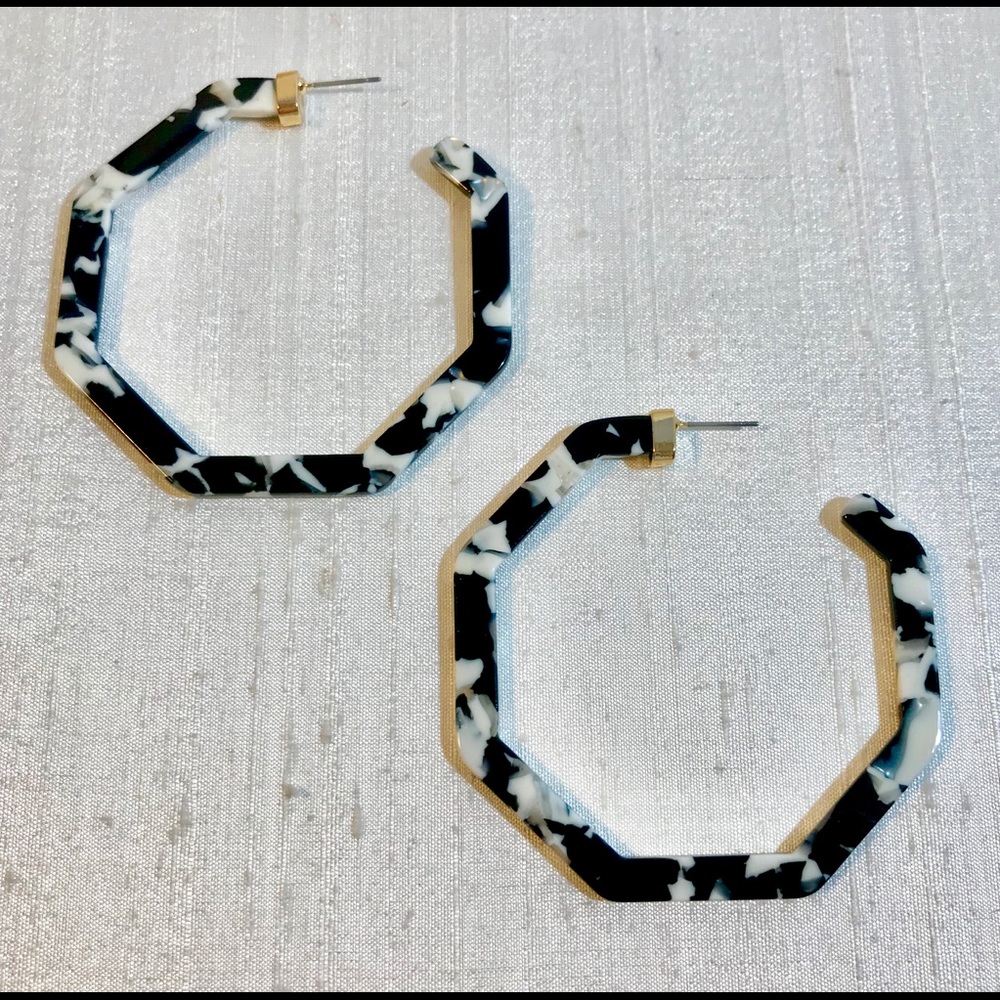 Hexagon Hoop Earrings - Picture 3 of 4
